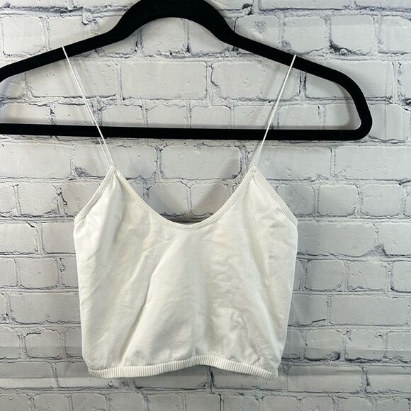 🌸 Free People Skinny Strap Seamless Brami Crop Top - Size XS/S - White - Picture 3 of 3